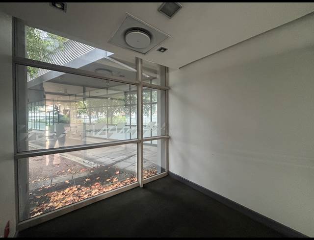 7,143M² BUSINESS CENTRE TO LET IN GOODWOOD CENTRAL