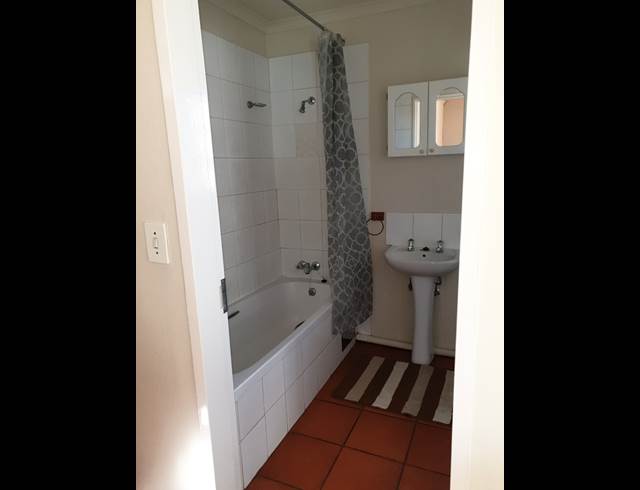 1 bed property to rent in KHAYA SANDS