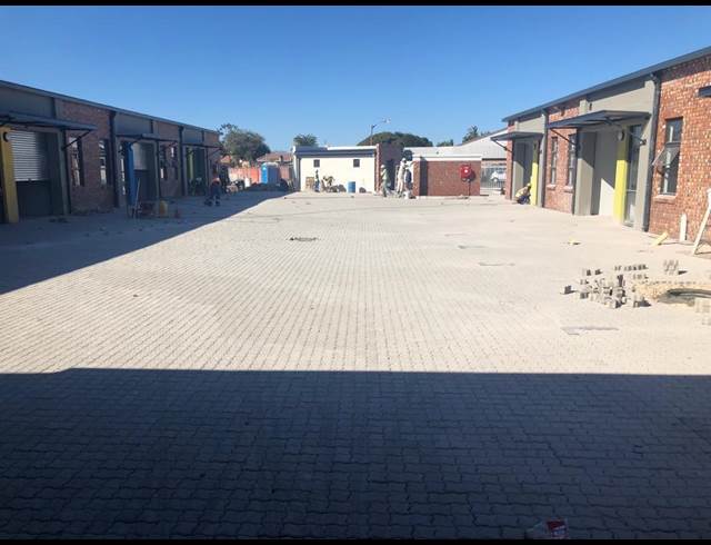 175M² WAREHOUSE TO LET IN OTTERY