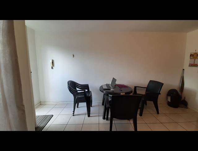 1 bed property to rent in HUME