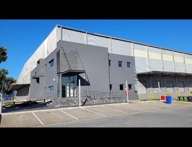 10,548M² WAREHOUSE TO LET IN PAROW INDUSTRIAL