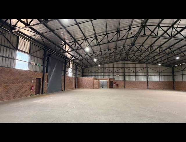 1,026M² WAREHOUSE TO LET IN SUNDERLAND RIDGE