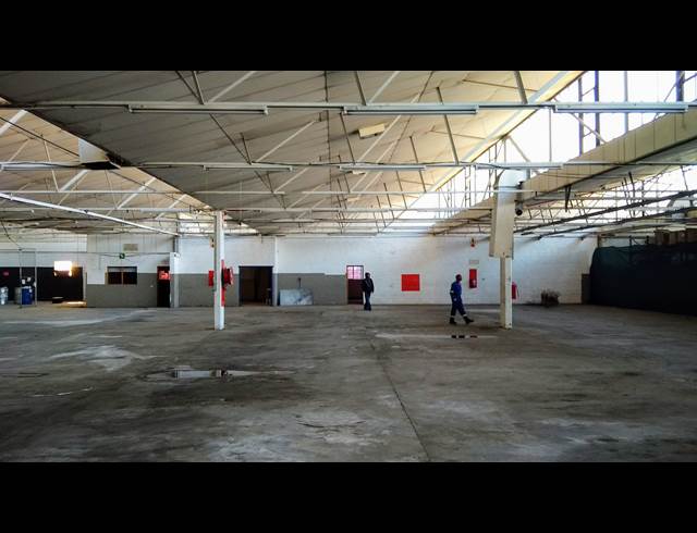 2,785M² WAREHOUSE TO LET IN PAROW INDUSTRIAL