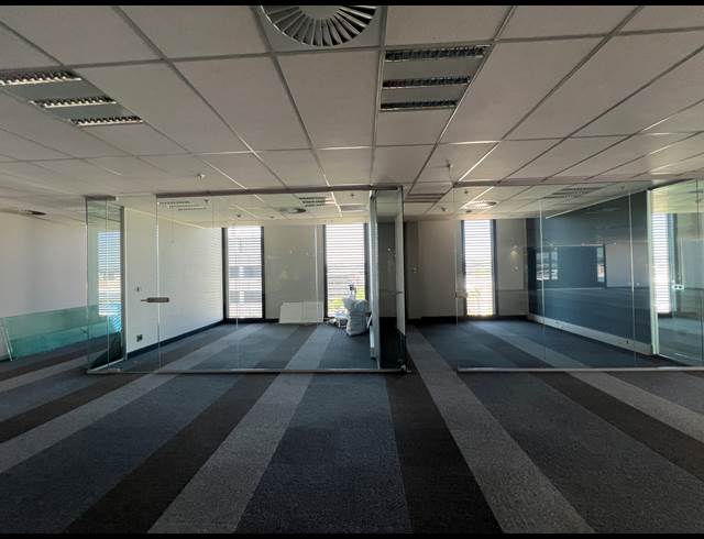 641.30M² OFFICE TO LET IN CENTURION CENTRAL