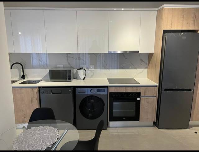 1 BEDROOM PROPERTY TO RENT IN RICHWOOD