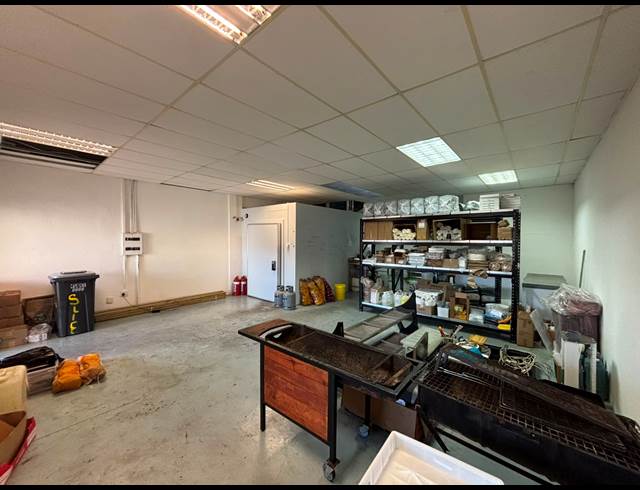 100M² RETAIL TO LET IN KILLARNEY GARDENS