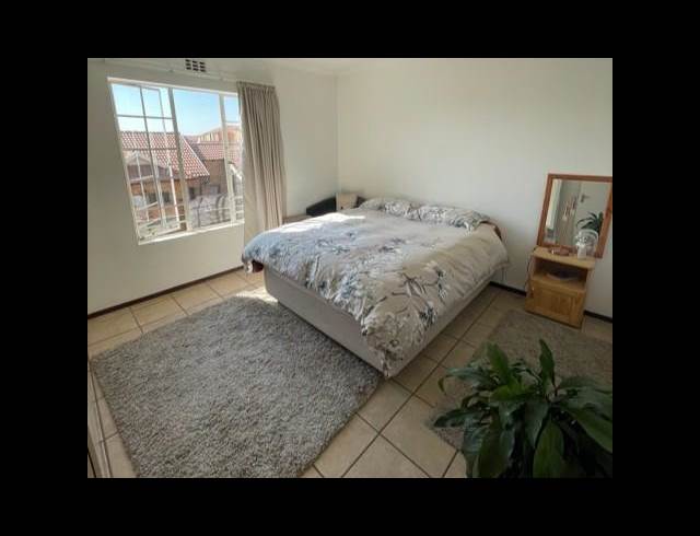 2 BEDROOM PROPERTY TO RENT IN BRENTWOOD PARK