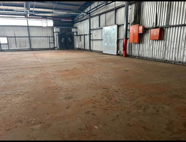 2,524M² WAREHOUSE TO LET IN ANDERBOLT