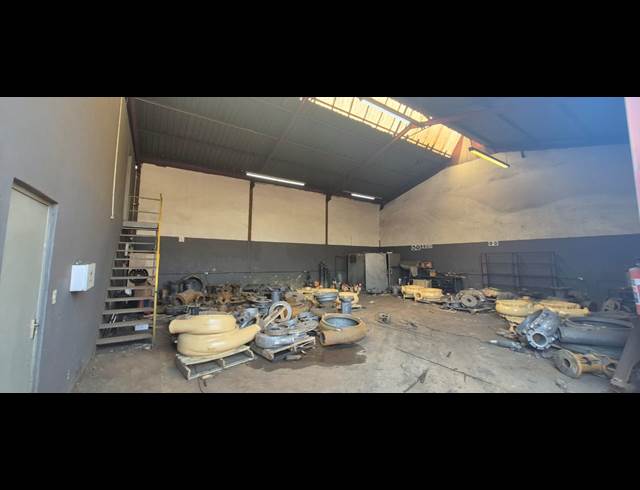 264M² WAREHOUSE TO LET IN ANDERBOLT