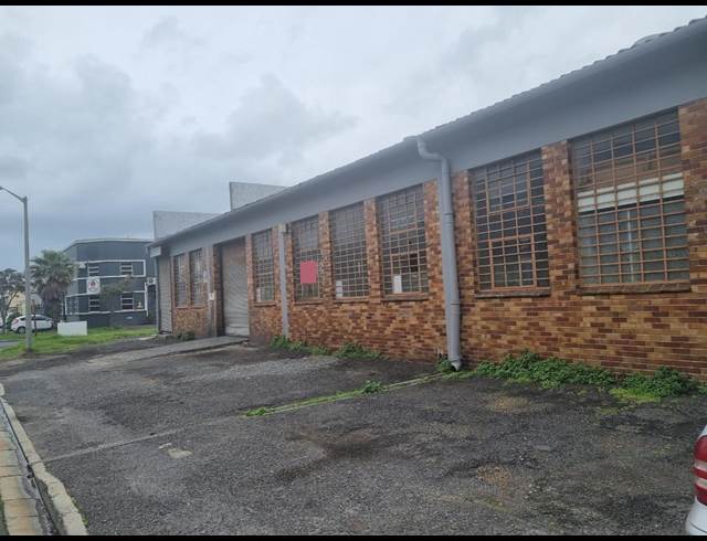 463M² WAREHOUSE RENTED IN PAARDEN EILAND