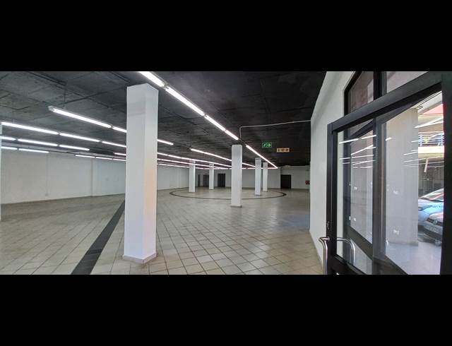 740M² RETAIL TO LET IN BLACKHEATH