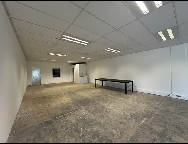 100.70M² WAREHOUSE TO LET IN HIGHVELD BUSINESS PARK