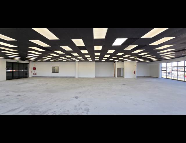 915M² RETAIL TO LET IN HONEYDEW