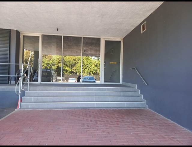 651M² OFFICE TO LET IN UMGENI PARK