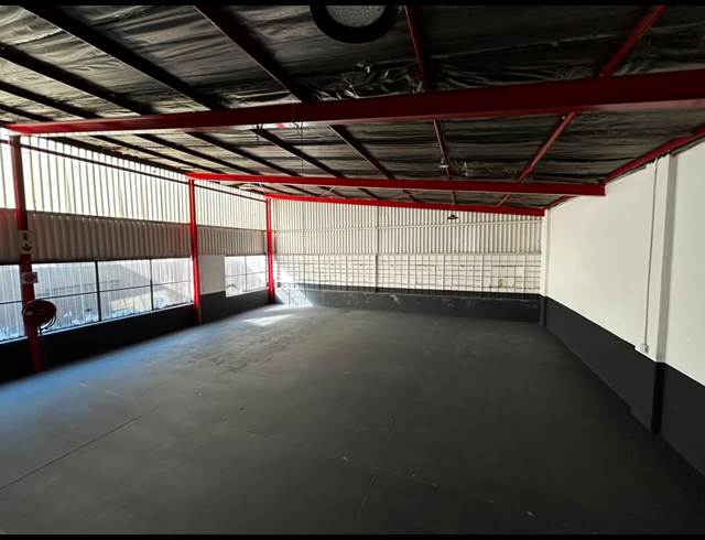 377M² WAREHOUSE TO LET IN WYNBERG