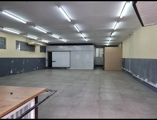 250M² RETAIL TO LET IN WHITE RIVER AH