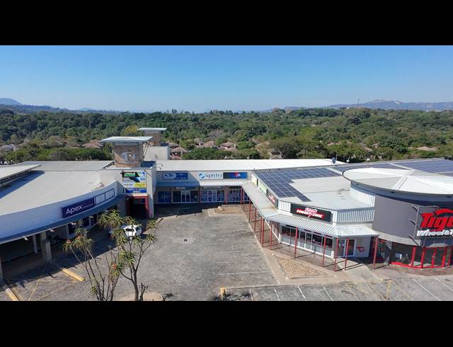 182M² RETAIL TO LET IN RIVERSIDE PARK