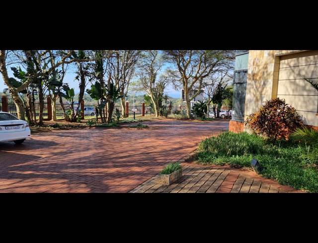 433M² OFFICE TO LET IN LA LUCIA