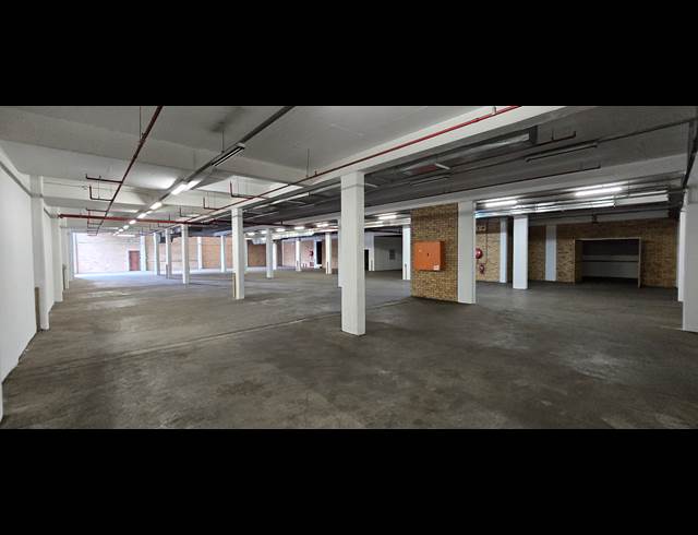 3,401M² WAREHOUSE TO LET IN WELTEVREDEN PARK