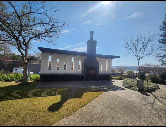 236M² OFFICE TO LET IN WATERFALL