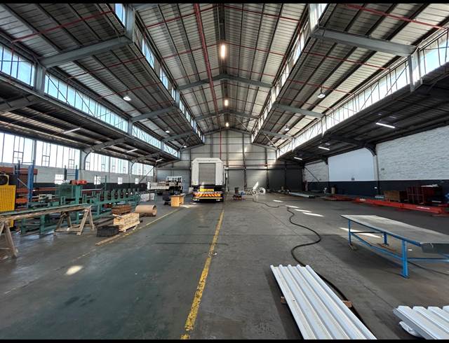 2,480M² WAREHOUSE TO LET IN EPPING INDUSTRIAL