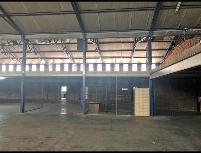 2,800M² WORKSHOP TO LET IN SEBENZA