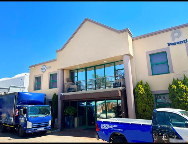 1,966M² WAREHOUSE TO LET IN MEADOWDALE