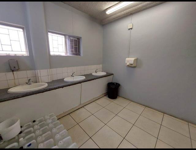 982.30M² FULL FLOOR TO LET IN PIETERMARITZBURG CENTRAL