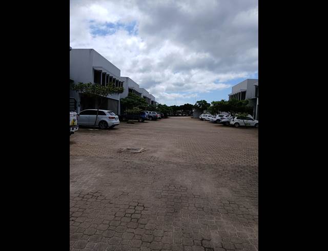 634M² WAREHOUSE TO LET IN UMHLANGA RIDGE