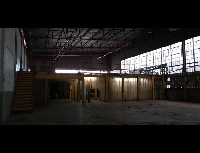 1,150M² FACTORY RENTED IN DRIEHOEK