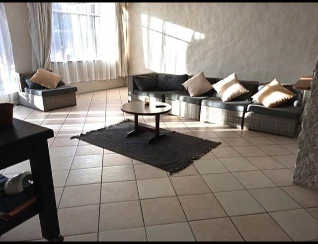 1 BEDROOM PROPERTY TO RENT IN SYMHURST