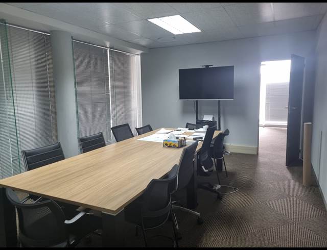 130M² OFFICE TO LET IN NELSPRUIT EXT 1