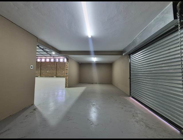 680M² WAREHOUSE TO LET IN ALRODE SOUTH