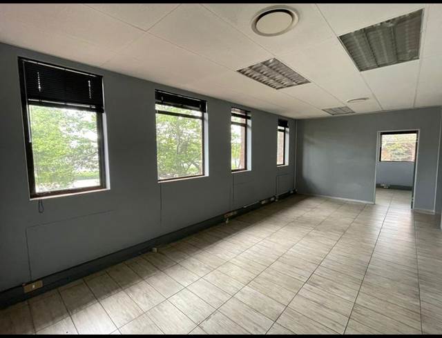 BUSINESS PROPERTY TO RENT IN LYTTELTON