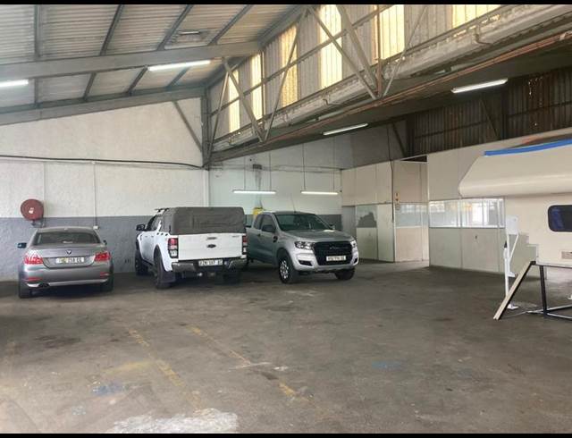 INDUSTRIAL PROPERTY TO RENT IN DEAL PARTY