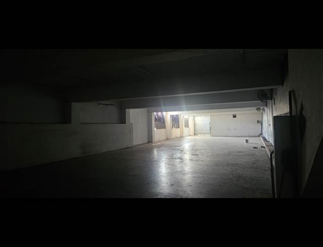 640M² WAREHOUSE TO LET IN PHOENIX INDUSTRIAL