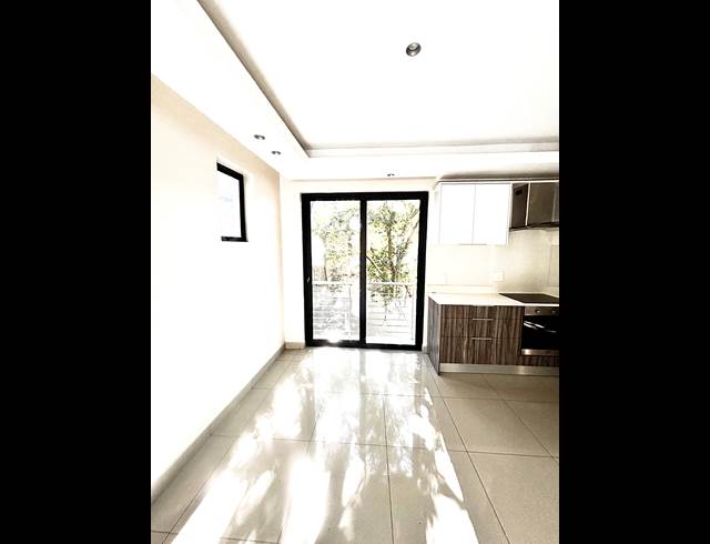 2 BEDROOM APARTMENT TO LET IN PARKMORE