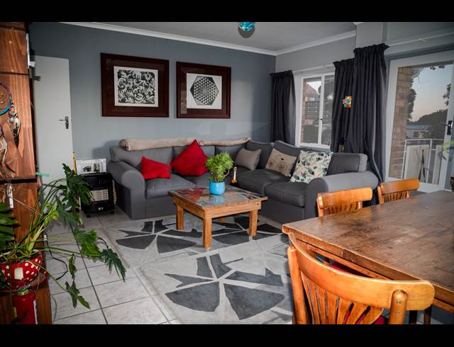 2 bed property to rent in CLAREMONT