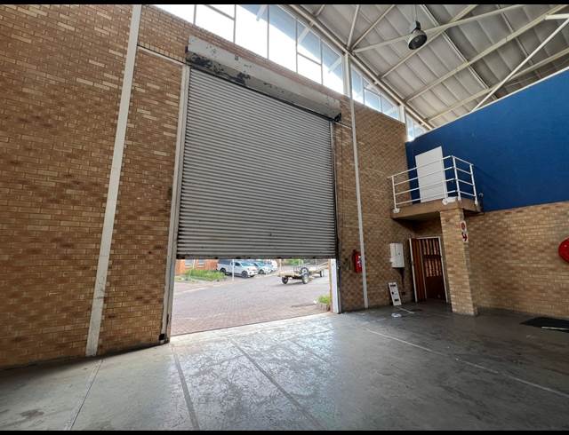 799M² WAREHOUSE TO LET IN RANDJESPARK
