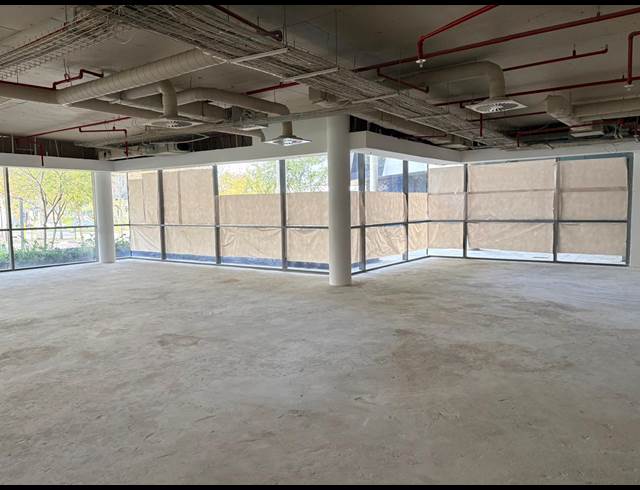 510M² OFFICE TO LET IN WATERFALL