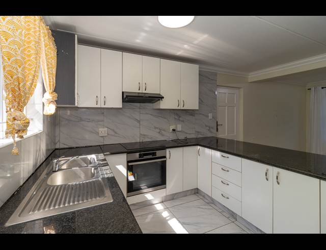 3 BEDROOM DUPLEX TO LET IN PARKLANDS