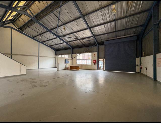 414M² WAREHOUSE TO LET IN WESTMEAD