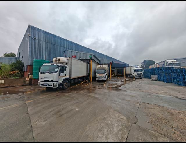 4,577M² WAREHOUSE TO LET IN ORMONDE