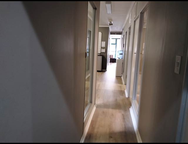 126M² OFFICE TO LET IN DURBANVILLE CENTRAL