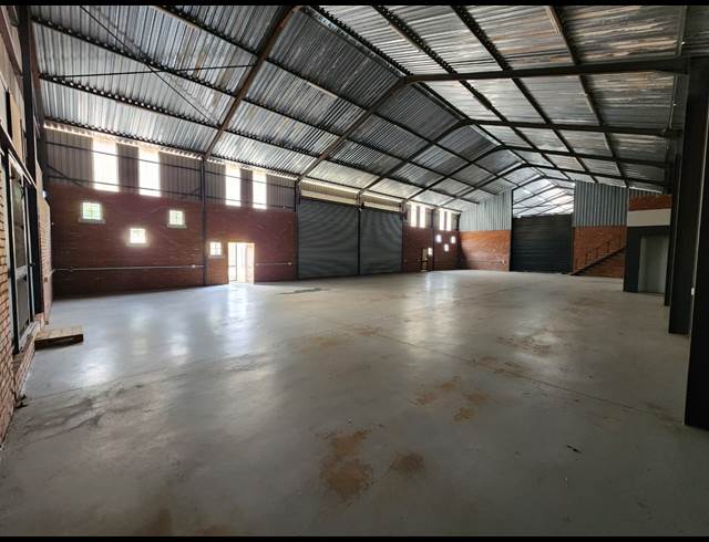 500M² WAREHOUSE TO LET IN ROSSLYN INDUSTRIAL