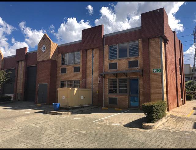 354M² WAREHOUSE TO LET IN STRIJDOMPARK