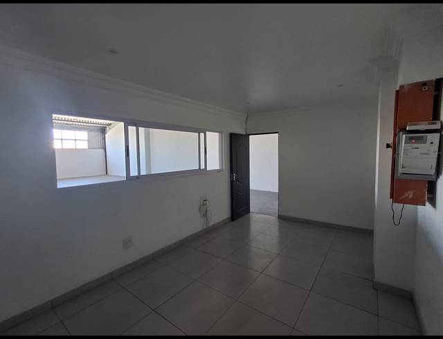275M² WAREHOUSE TO LET IN WOODBROOK