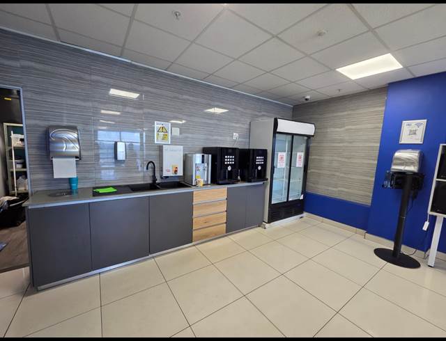 1,660M² OFFICE TO LET IN CAPE TOWN CITY CENTRE