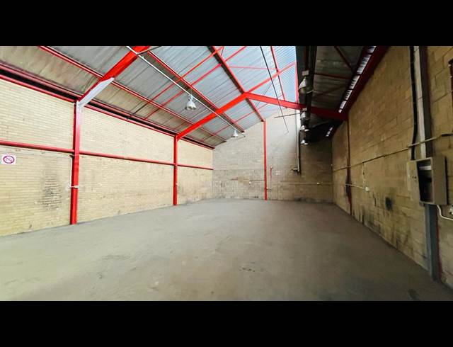 291M² WAREHOUSE TO LET IN ROBERTVILLE