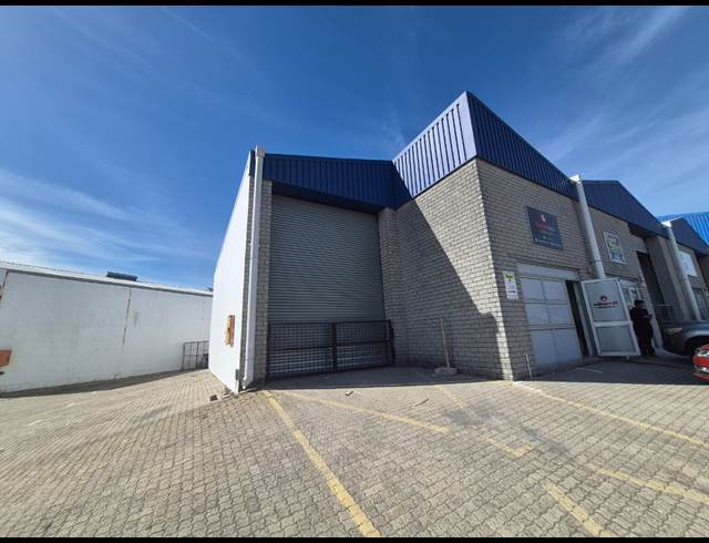 171M² WAREHOUSE TO LET IN EVERITE INDUSTRIA